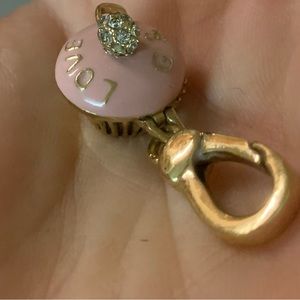 Retired, vintage, Juicy Couture Bling Open & Close Locked Pink Cupcake